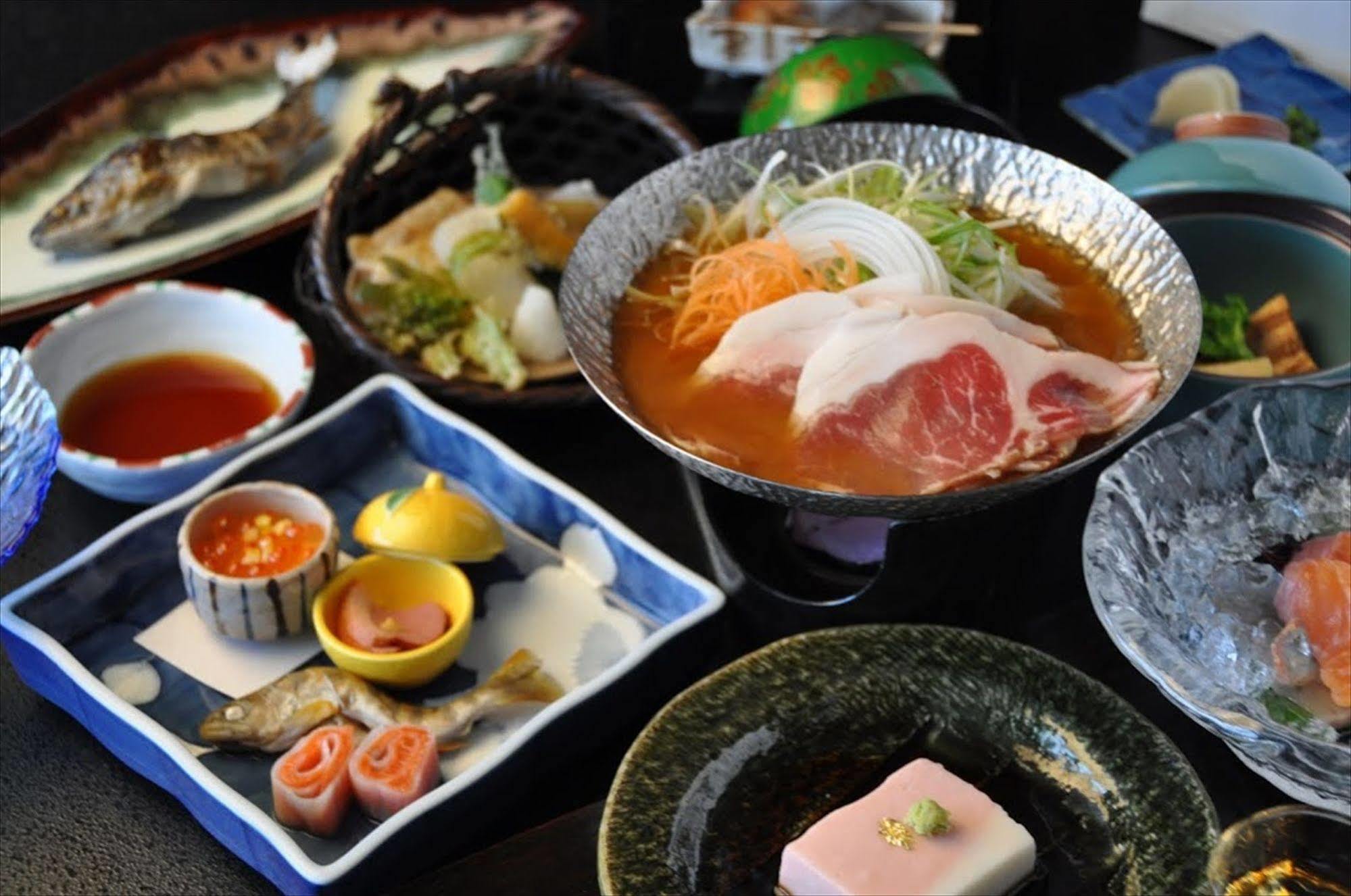 Hazu Bekkan Shinshiro Extérieur photo